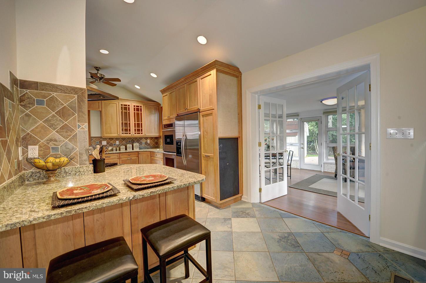 102 Devon Court Silver Spring, MD 20910 - Photo 11 of 29 Kitchen
