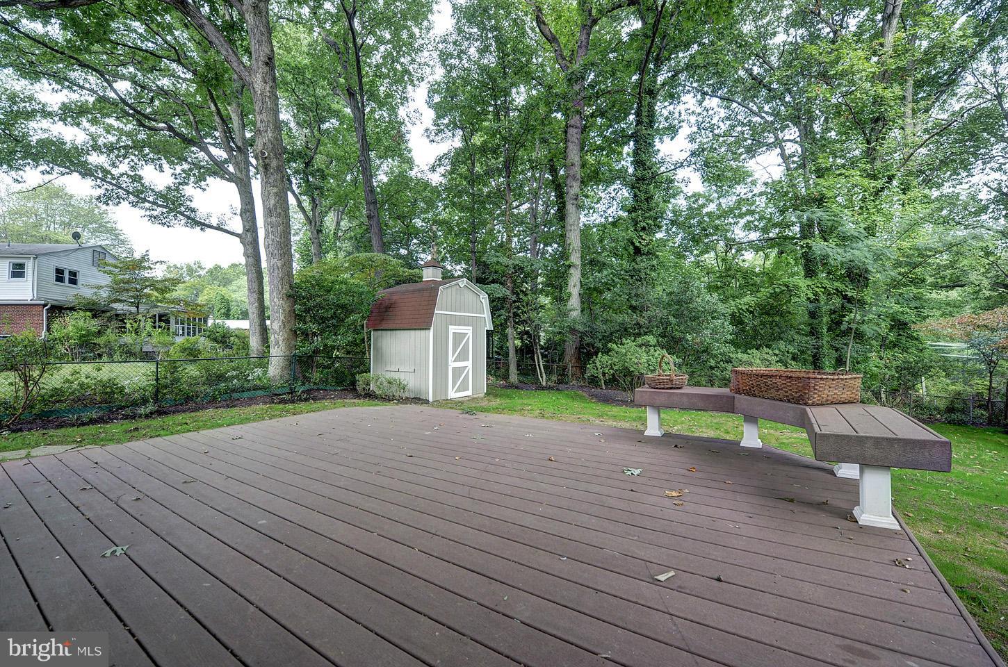 102 Devon Court Silver Spring, MD 20910 - Photo 27 of 29 Deck