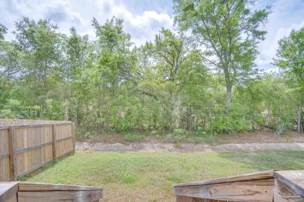 $2,400 | 229 Camellia Drive, Cantonment, FL 32533