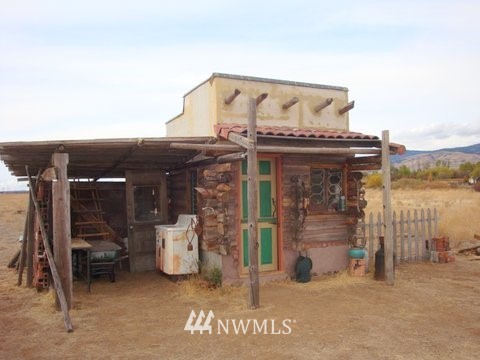 3761 Robbins Road Ellensburg, WA 98926 - Photo 3 of 17 Gallery Image 3