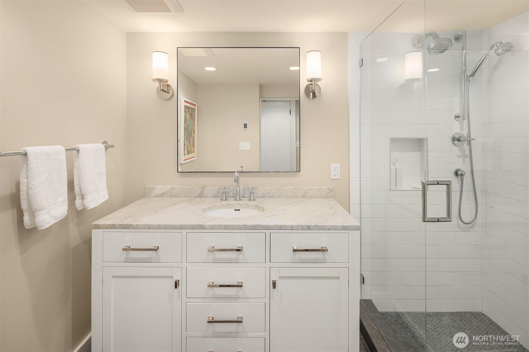 2055 East Crescent Drive Seattle, WA 98112 - Photo 20 of 40