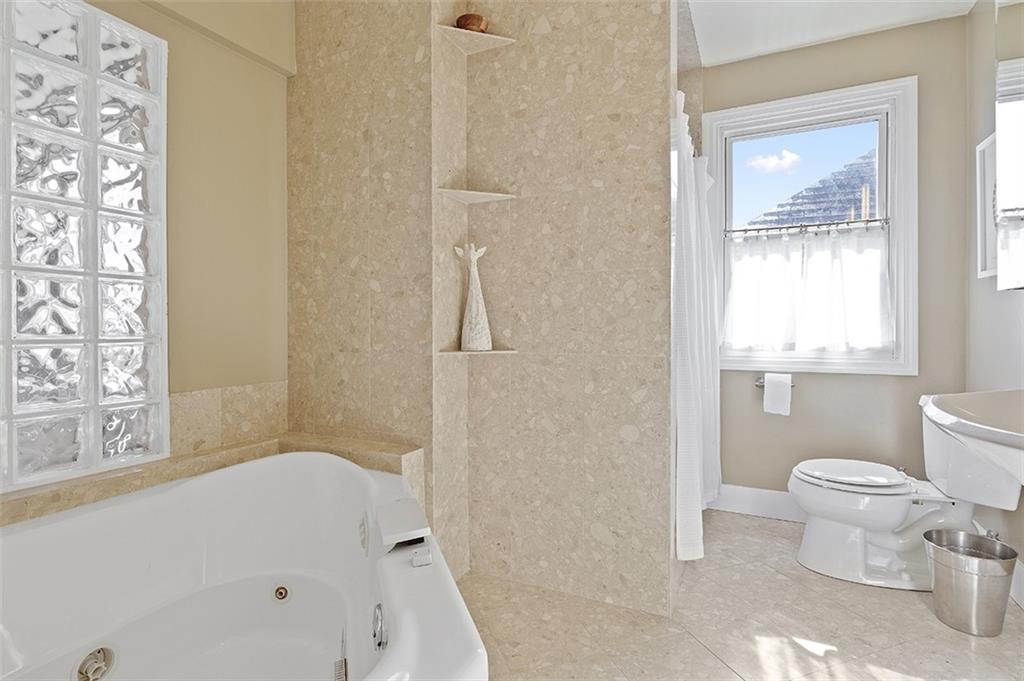 2759 Mt Royal Road Pittsburgh, PA 15217 - Photo 21 of 24 Gallery Image 21