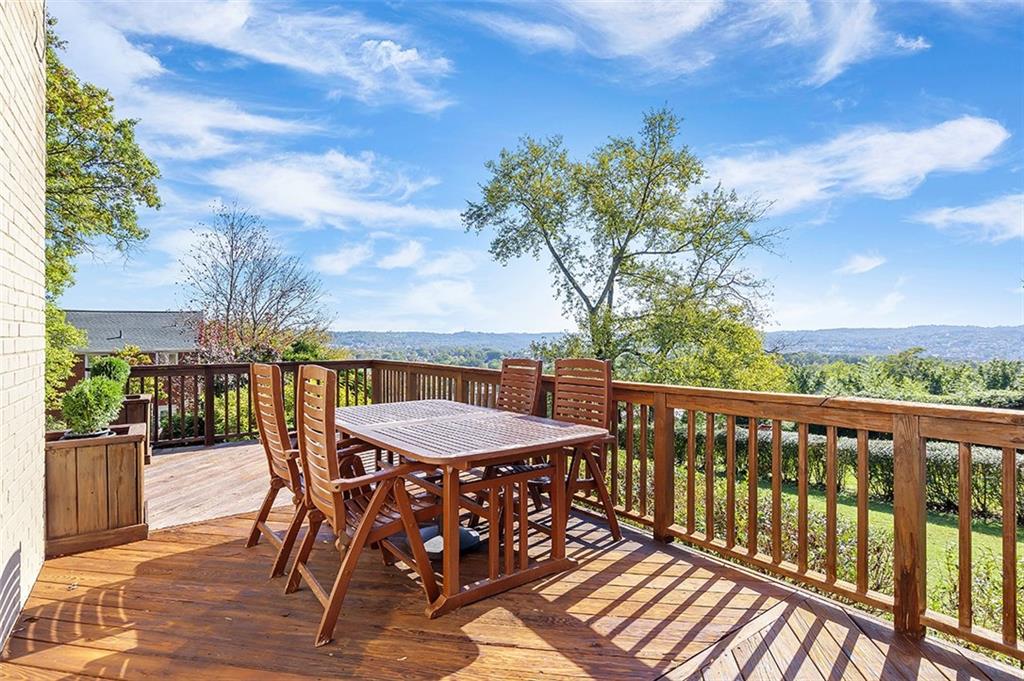 2759 Mt Royal Road Pittsburgh, PA 15217 - Photo 23 of 24 Gallery Image 23