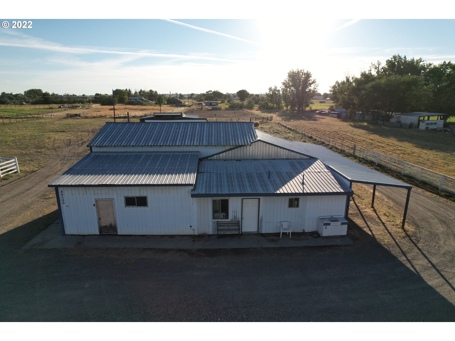 80500 Craig Road Hermiston, OR 97838 - Photo 7 of 24 a view of a terrace with a lake