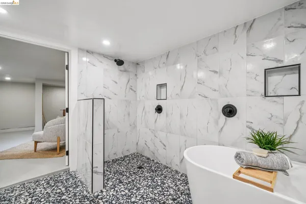 $799,000 | 3223 Courtland Avenue, Oakland, CA 94619