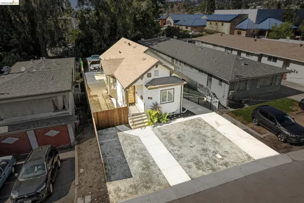 $799,000 | 3223 Courtland Avenue, Oakland, CA 94619
