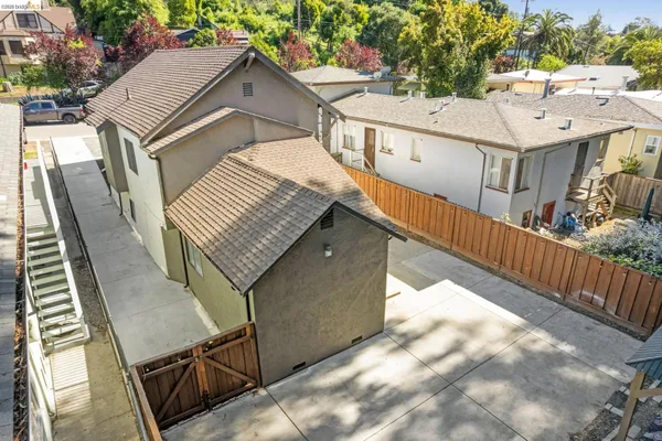 $799,000 | 3223 Courtland Avenue, Oakland, CA 94619