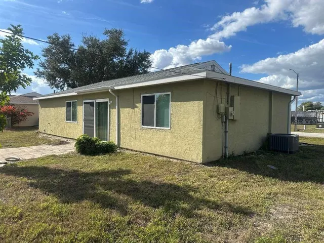 $146,900 | 807 Dobell Terrace Northwest, Port Charlotte, FL 33948