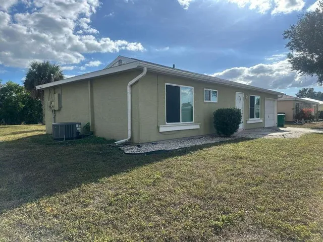 $146,900 | 807 Dobell Terrace Northwest, Port Charlotte, FL 33948