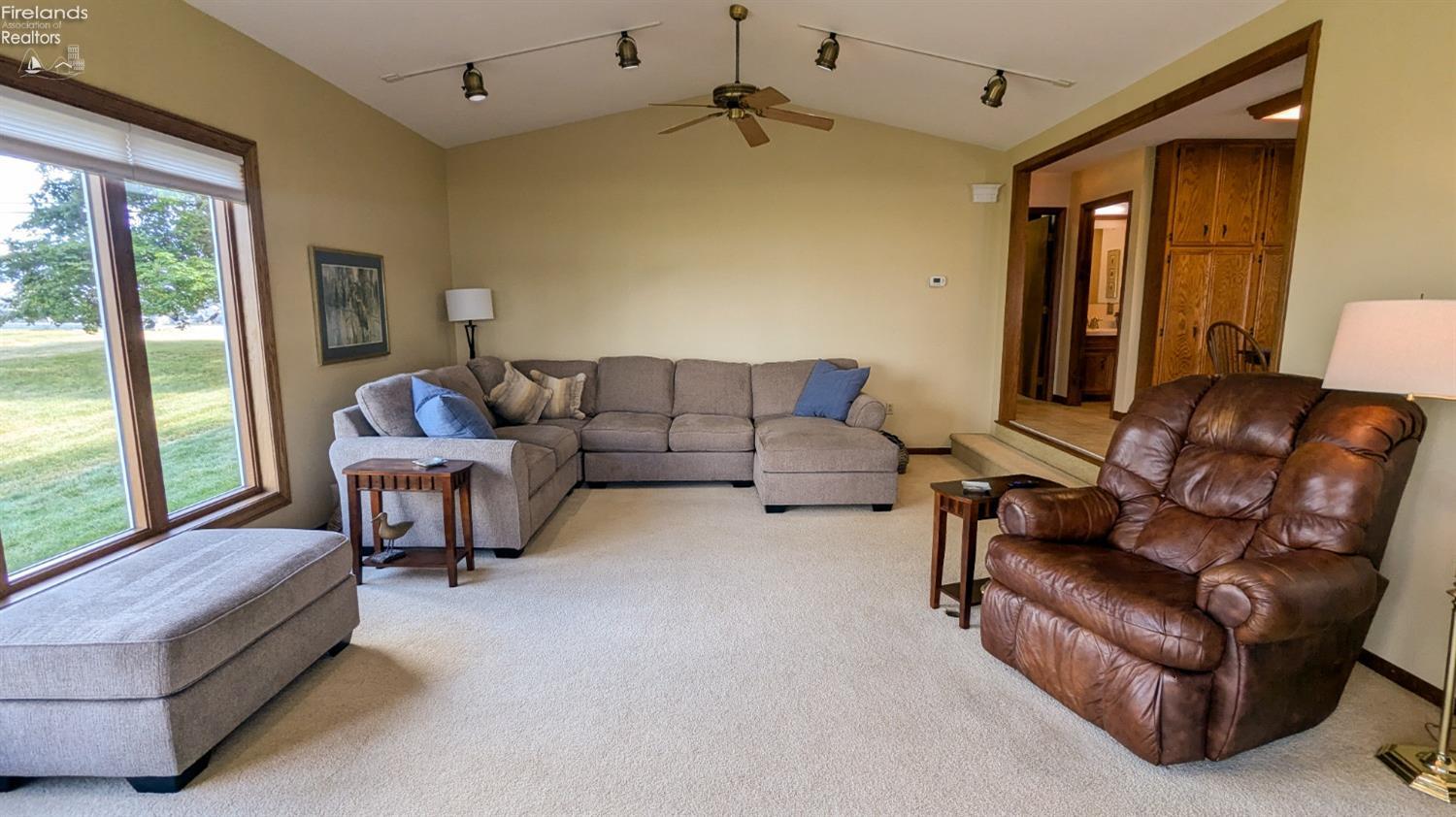 117 Cedar Point Road Sandusky, OH 44870 - Photo 6 of 69 Gallery Image 6