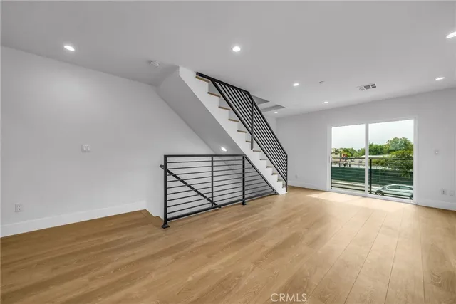 $5,000 | 4455 Colfax Avenue, Unit 4, Studio City, CA 91607