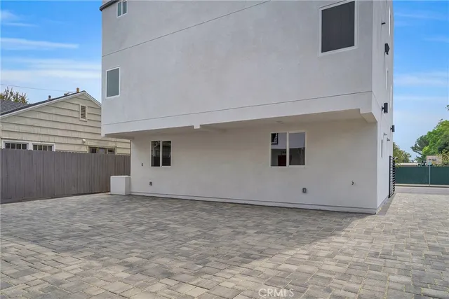 $5,000 | 4455 Colfax Avenue, Unit 4, Studio City, CA 91607