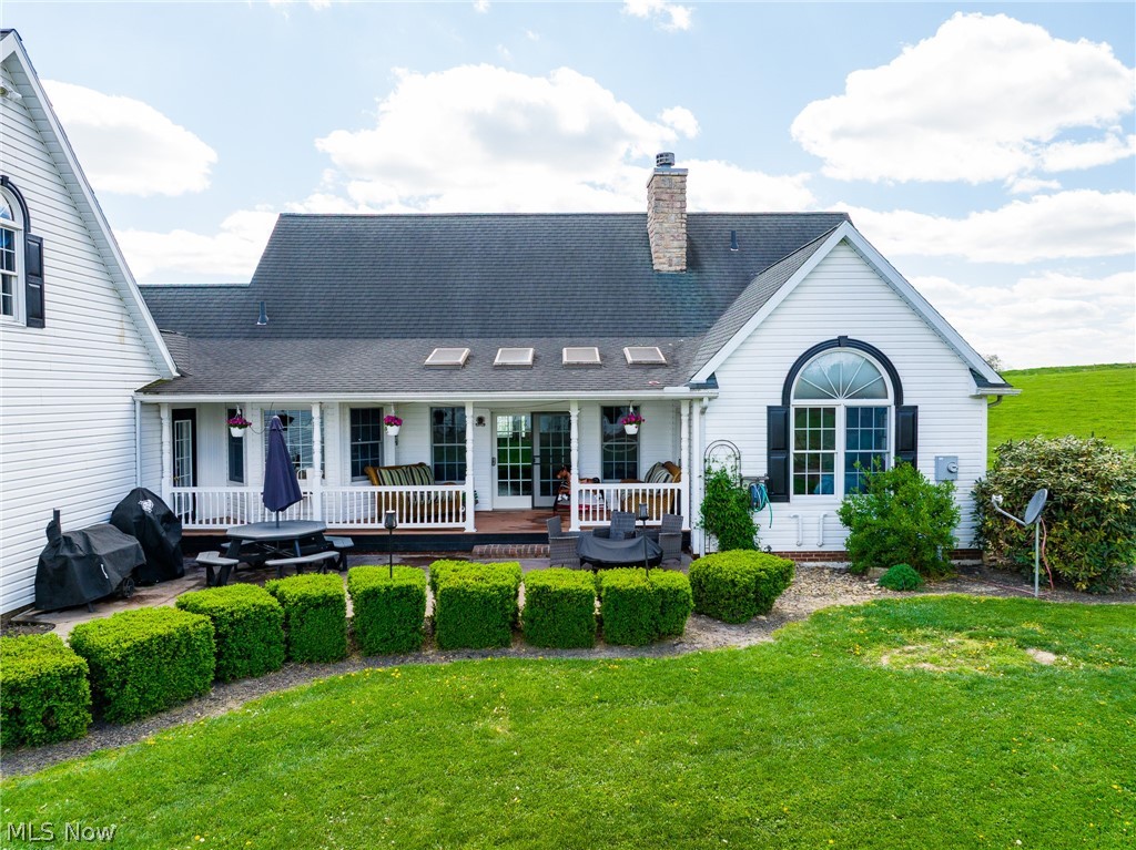 2040 Wesley Chapel Road Zanesville, OH 43701 - Photo 3 of 50
