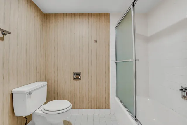 $524,900 | 224 North Kenilworth Avenue, Unit 4D, Oak Park, IL 60302