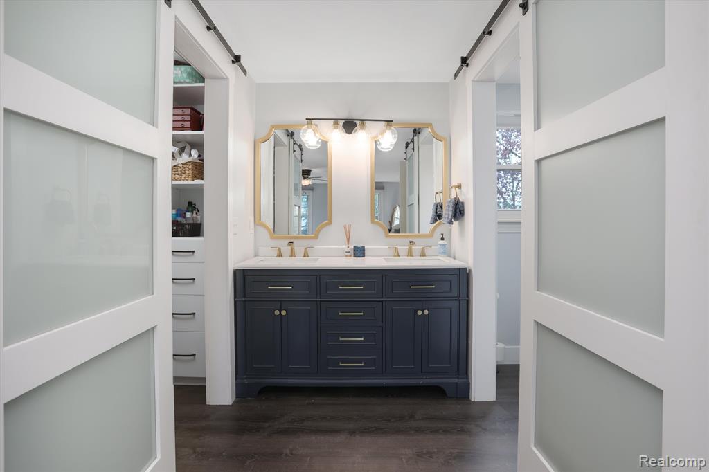 601 Lake Forest Road Rochester Hills, MI 48309 - Photo 21 of 40