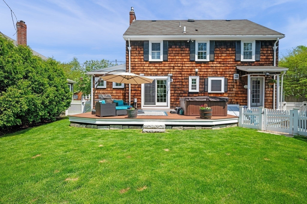 18 Pickwick Road Marblehead, MA 01945 - Photo 21 of 30