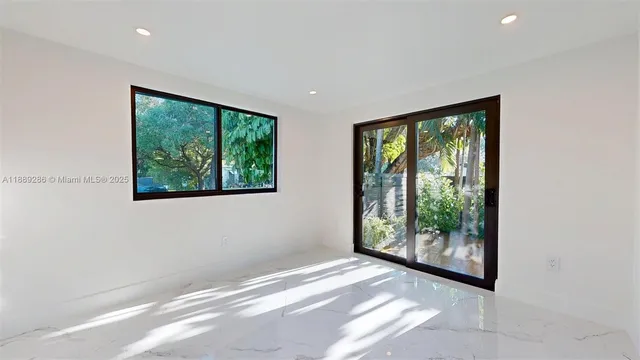 $1,150,000 | 641 Nightingale Avenue, Miami Springs, FL 33166