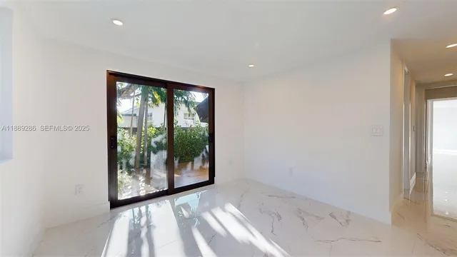 $1,150,000 | 641 Nightingale Avenue, Miami Springs, FL 33166