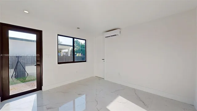 $1,150,000 | 641 Nightingale Avenue, Miami Springs, FL 33166