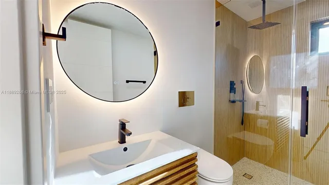 $1,150,000 | 641 Nightingale Avenue, Miami Springs, FL 33166