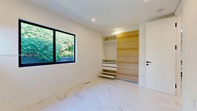 $1,150,000 | 641 Nightingale Avenue, Miami Springs, FL 33166