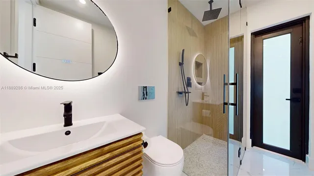 $1,150,000 | 641 Nightingale Avenue, Miami Springs, FL 33166