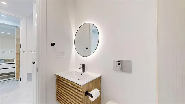 $1,150,000 | 641 Nightingale Avenue, Miami Springs, FL 33166