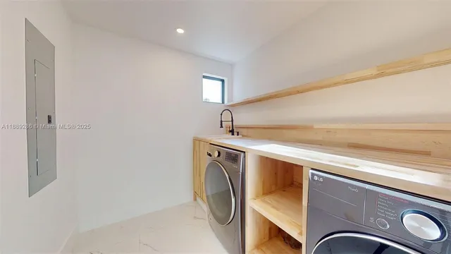 $1,150,000 | 641 Nightingale Avenue, Miami Springs, FL 33166