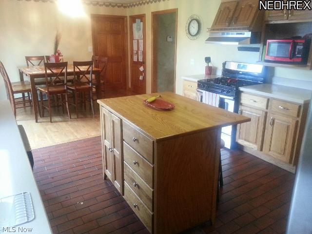 3547 Eastern Road Barberton, OH 44203 - Photo 6 of 12 Gallery Image 6