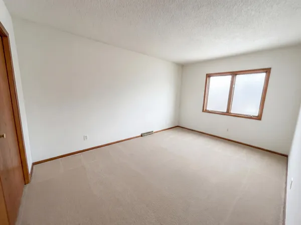 $371,000 | 14012 Underclift Street Northwest, Andover, MN 55304