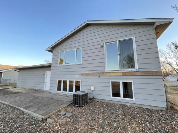 $371,000 | 14012 Underclift Street Northwest, Andover, MN 55304