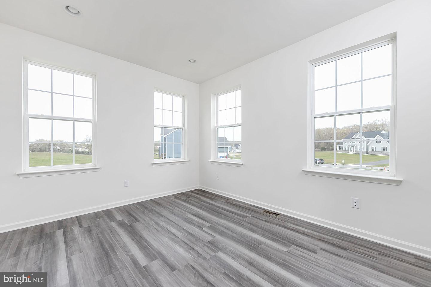 11 Ridge Court Swedesboro, NJ 08085 - Photo 9 of 29 Gallery Image 9