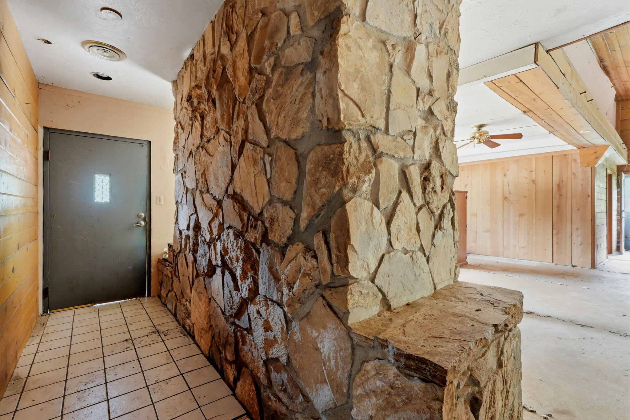 44065 South Fork Drive Three Rivers, CA 93271 - Photo 10 of 33 a bathroom with a granite countertop sink and a mirror