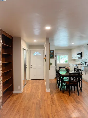 $569,000 | 148 Ascot Court, Unit 1, Moraga, CA 94556