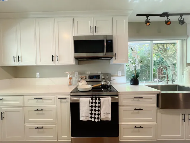 $569,000 | 148 Ascot Court, Unit 1, Moraga, CA 94556