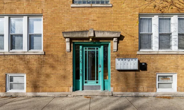 $1,075,000 | 4136 West Palmer Street, Chicago, IL 60639