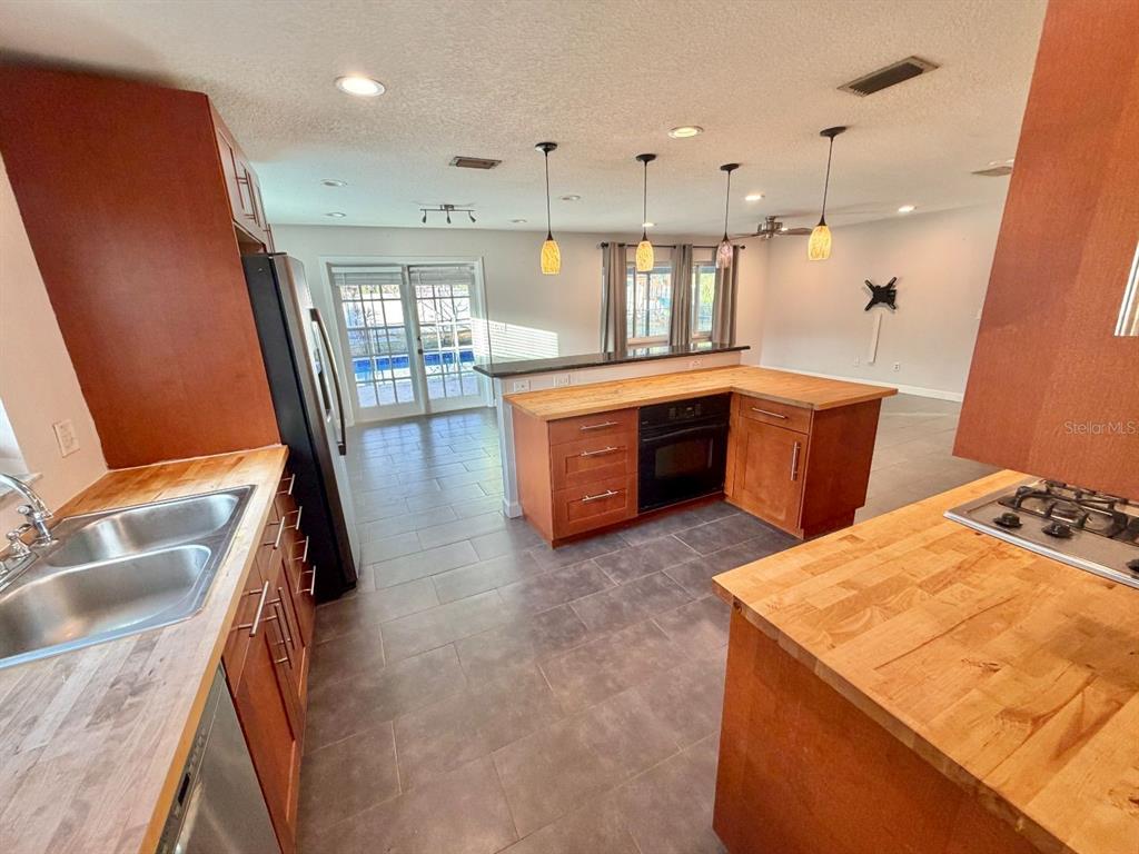 653 Sherwood Drive Altamonte Springs, FL 32701 - Photo 11 of 29