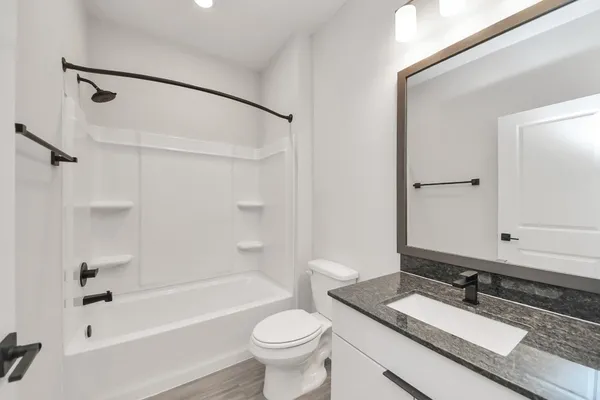 $1,708 | 7711 Longmire Road, Unit 155, Conroe, TX 77304