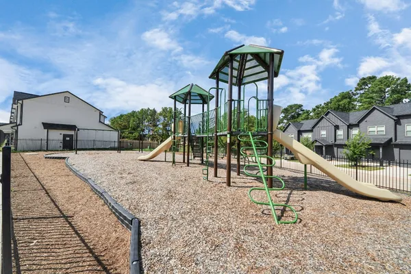 $1,708 | 7711 Longmire Road, Unit 155, Conroe, TX 77304