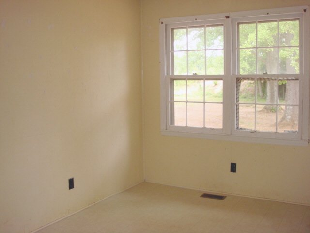 1 Queens Street Fountain Inn, SC 29644 - Photo 2 of 5 Gallery Image 2