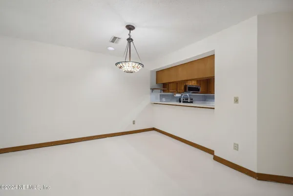 $149,900 | 10800 Old St Augustine Road, Unit 204, Jacksonville, FL 32257