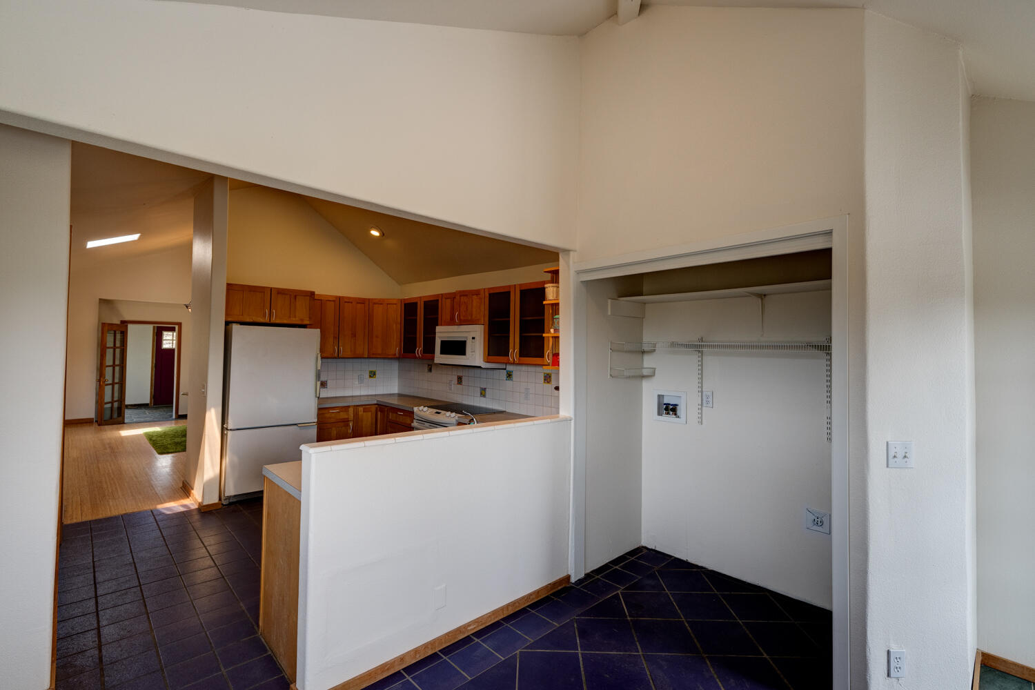 64925 McGrath Road Bend, OR 97701 - Photo 23 of 51 Laundry closet off kitchen