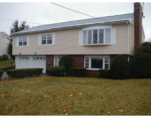 7 Longbow Road Stoneham, MA 02180 - Photo 1 of 1 Gallery Image 1