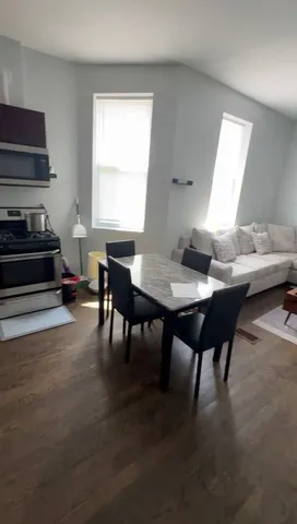 $659,000 | 822 North Lawndale Avenue, Chicago, IL 60651