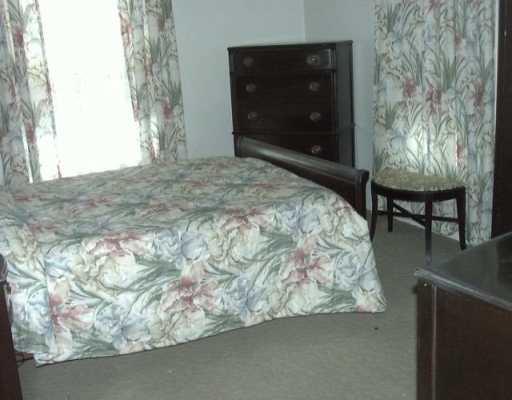 404 3rd Street Butler, PA 16001 - Photo 7 of 8 Master Bedroom.
