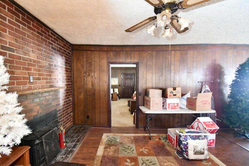 18 Corinth Church Road Cleveland, GA 30528 - Photo 18 of 37 a living room with furniture and a rug