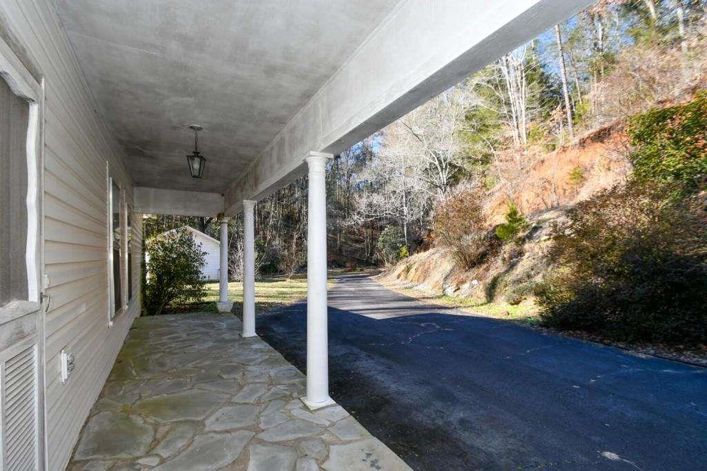 18 Corinth Church Road Cleveland, GA 30528 - Photo 21 of 37 a view of a porch