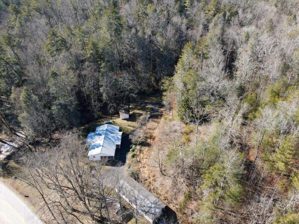 18 Corinth Church Road Cleveland, GA 30528 - Photo 32 of 37 a view of a backyard of white house