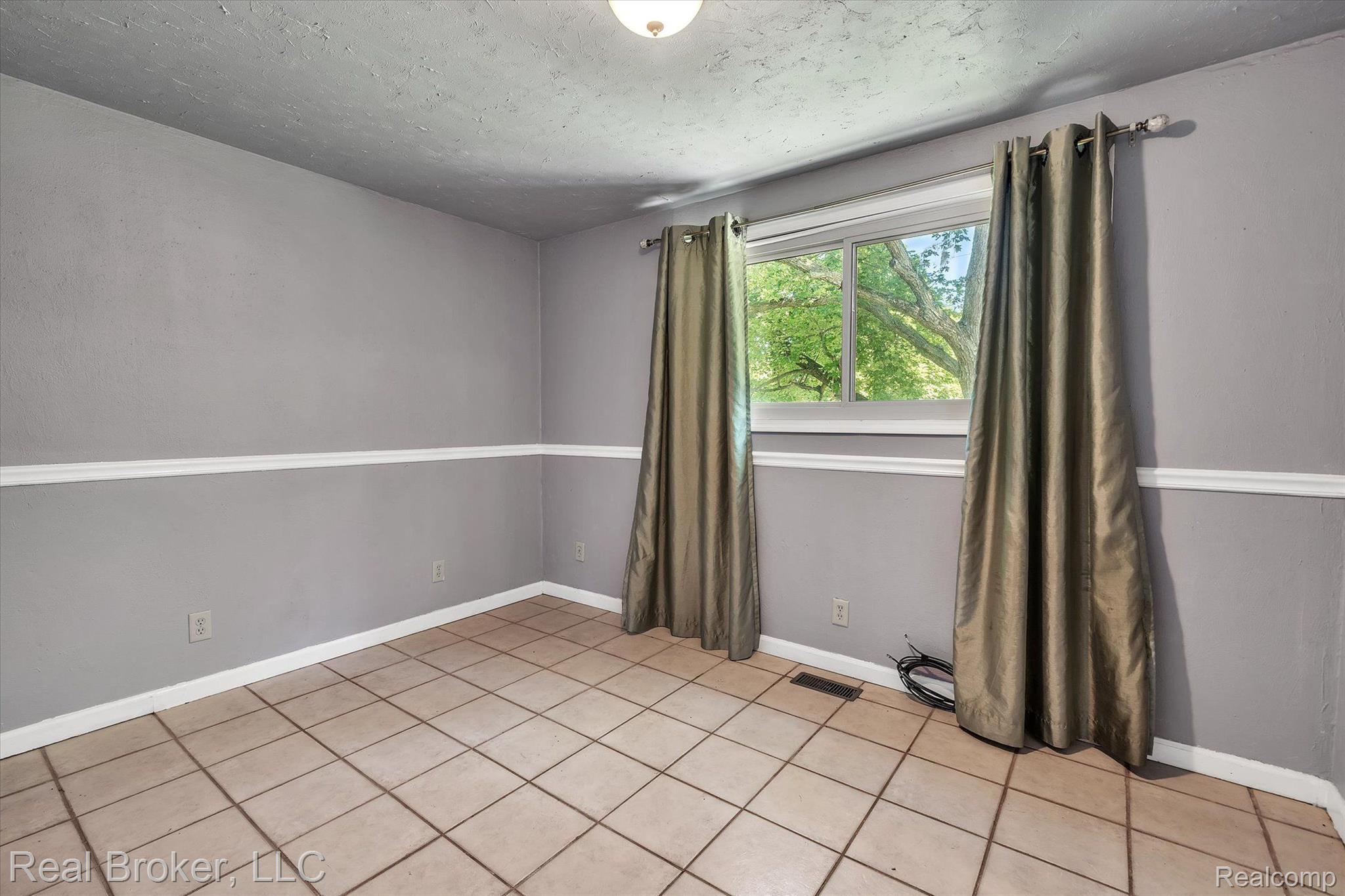 21420 Superior Road Taylor, MI 48180 - Photo 37 of 50 Gallery Image 37