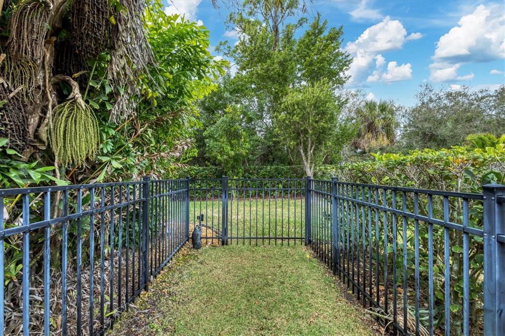 19792 Cobblestone Circle Venice, FL 34292 - Photo 33 of 36 a view of a balcony